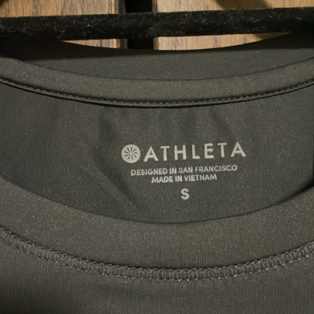 NWOT Athleta Sunlover UPF Split Back Tank Top dark olive green Crew Neckline S - Picture 2 of 4